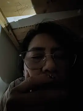 Emilif_ 라이브 XXX 채팅