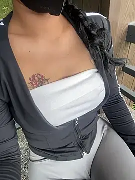 Živý XXX chat HoneyNana2000