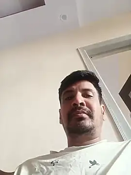 Chat +18 de jeeva9242 ao vivo