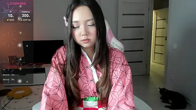 Fluffy_Rose Obrolan Langsung XXX