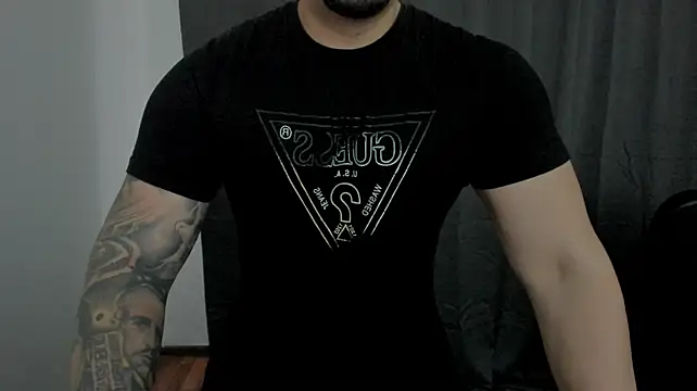 TonyWinston XXX чат на живо