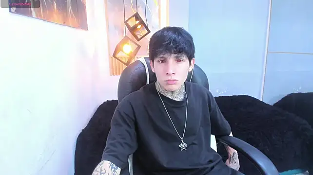 Cry_thereal Live XXX-Chat