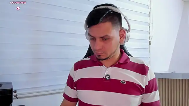 Chat +18 de Rick_Adams ao vivo