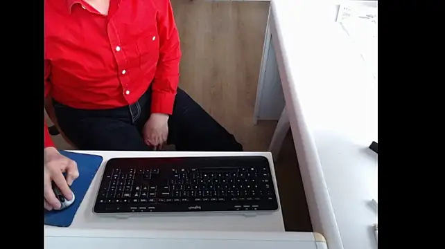 dutchpornking Adlı Modelin Canlı XXX Sohbeti