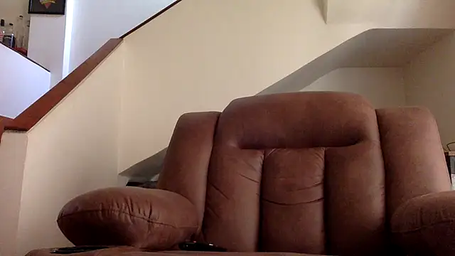 Chat +18 de CaiBull ao vivo