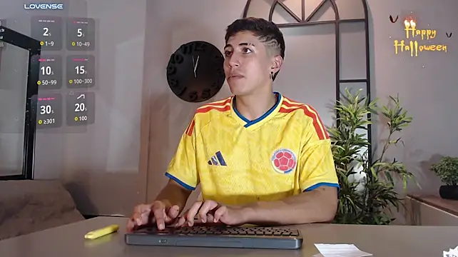 Chat +18 de Gerard_evans_ ao vivo