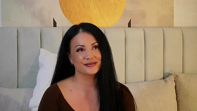 MiaJolie_'s Live XXX Chat