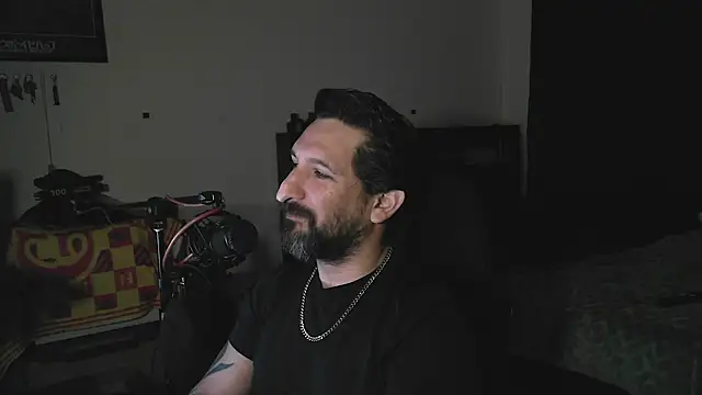 צ'אט XXX בשידור חי של DevilPup75_