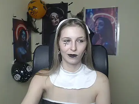 StrangerGi – Live XXX-chat