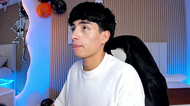 Filiph_SterliingのライブXXXチャット