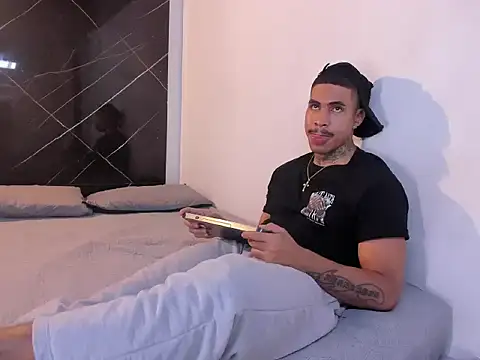 Chirshot_ Show in webcam