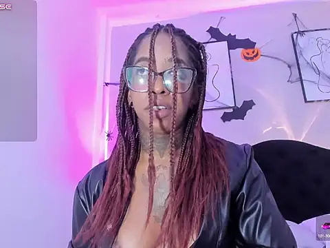 Pauline_Fox Adlı Modelin Canlı XXX Sohbeti