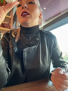 Онлайн чат XXX Crazy-Rosa