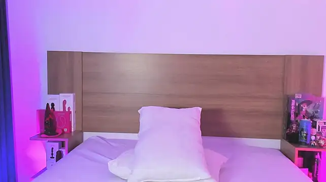 צ'אט XXX בשידור חי של Akatsumi_