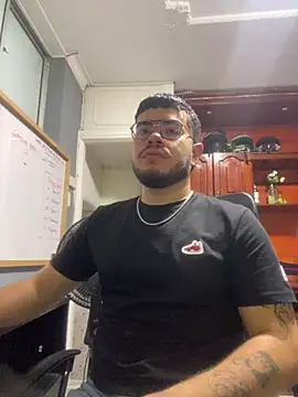 Joseph_777_ – Live XXX-chat