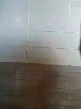 me0wtwink: διαδικτυακό σόου στην κάμερα