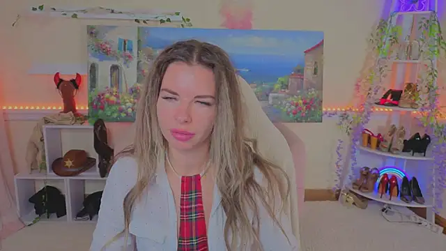 Real_Tini: απευθείας συνομιλία ΧΧΧ
