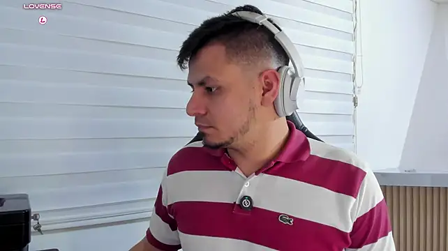 Chatroom XXX en direct de Rick_Adams