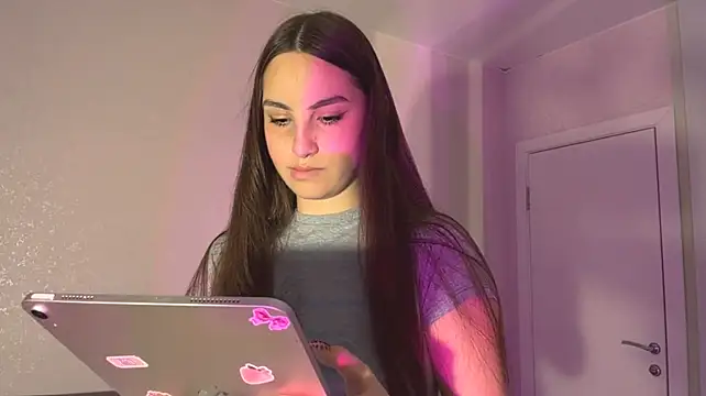 IngaNimon Live XXX-Chat