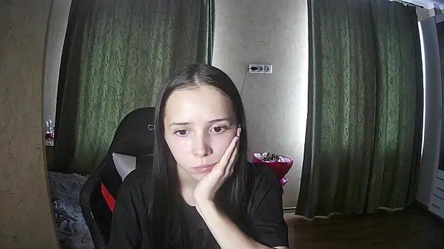 Chatroom XXX en direct de Avi_Lin