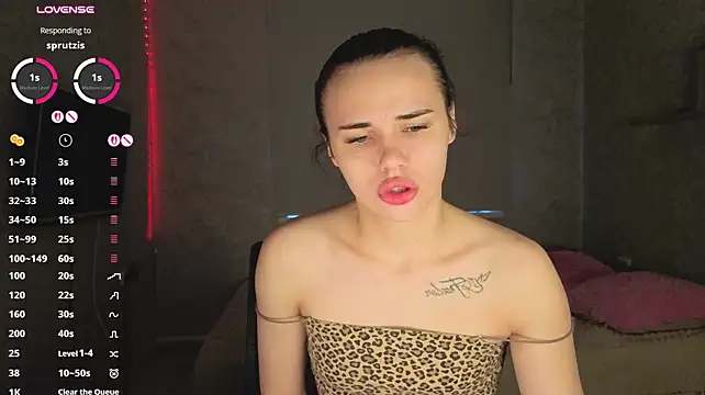 Kseni_aのライブXXXチャット