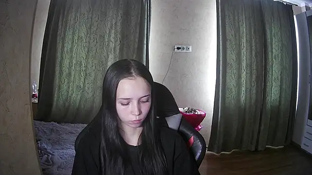 Avi_Lin Chat XXX live