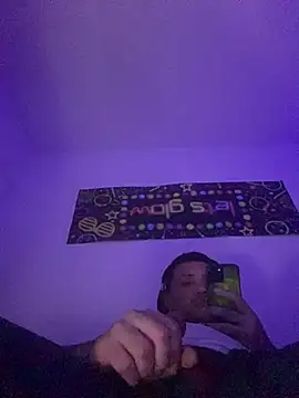 XXX chat uživo modela GusanoDelicioso