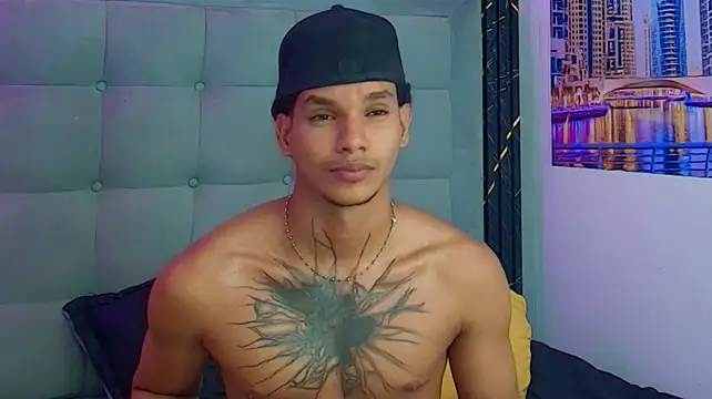 kai_storm77 Chat XXX in diretta