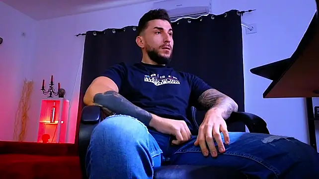 Chat XXX ao vivo de MightyAaron66