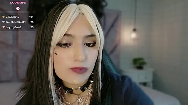 Maya_Rivers Adlı Modelin Canlı XXX Sohbeti