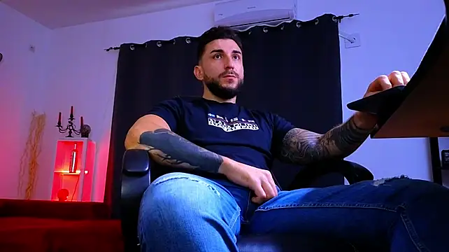 MightyAaron66 Chat XXX in diretta