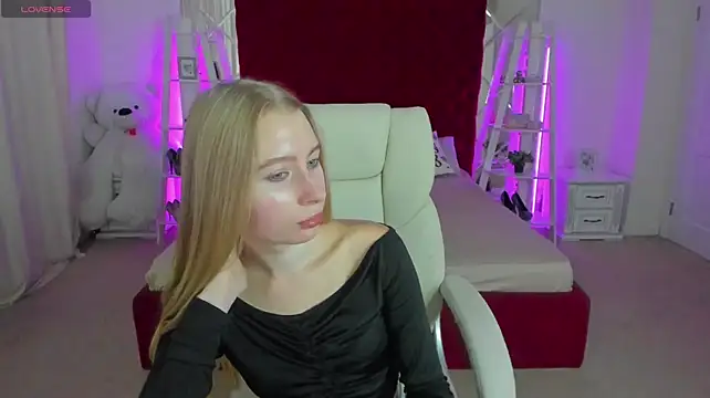 Alina_Blonde's Live XXX Chat
