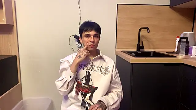 Czat XXX na żywo – Clark_Day