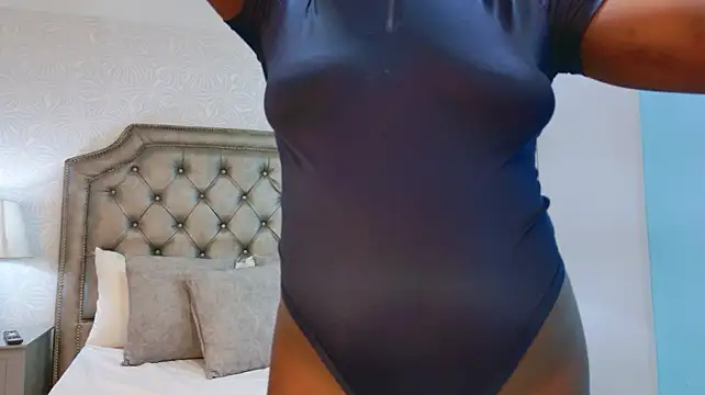 VickyWalles' Live XXX Chat