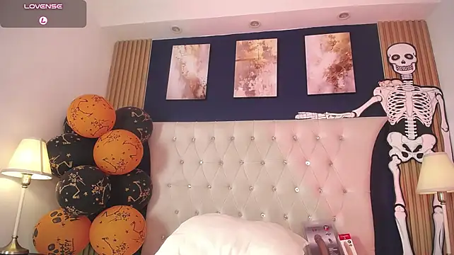 Pokazy przed kamerką – Canili_Hot