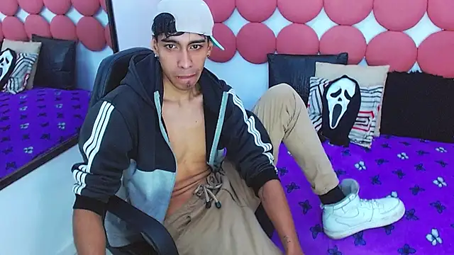 Drake_Jack Live XXX Chat