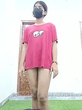 queen_queen Adlı Modelin Canlı XXX Sohbeti