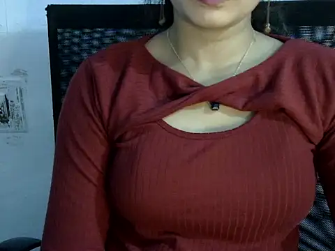 Shab_M Adlı Modelin Canlı XXX Sohbeti