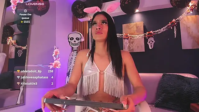 XXX chat uživo modela SamyJhomson