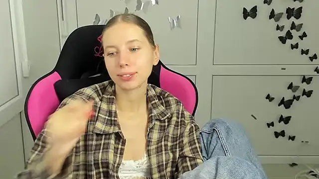 LeylaBubblegum Adlı Modelin Canlı XXX Sohbeti