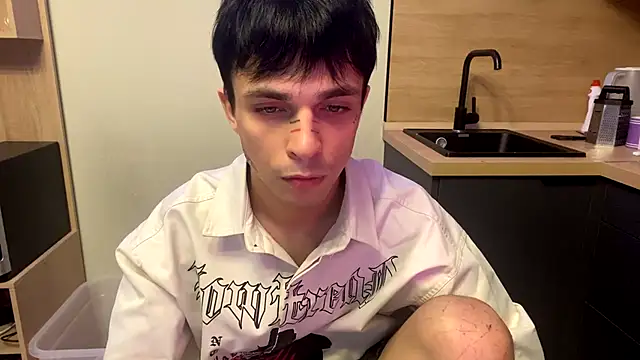 Chat +18 de Clark_Day ao vivo