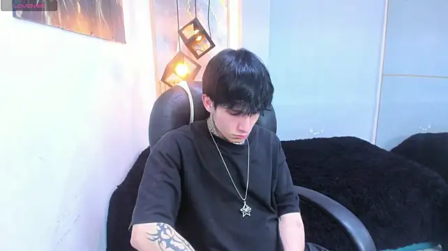 Cry_thereal XXX чат на живо