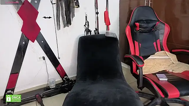 XXX chat uživo modela GoldenBoyDuo