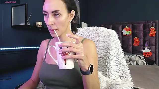 Chat XXX en directo de JenniferStone
