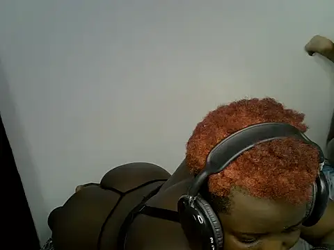 Онлайн чат XXX Queennmodell