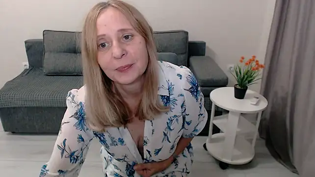 Chat +18 de Saule_V ao vivo
