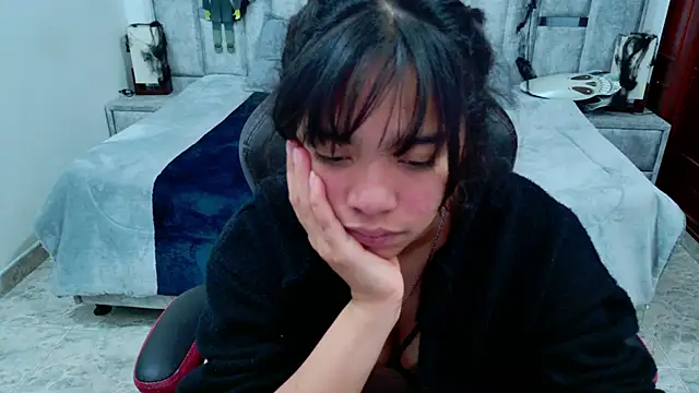 laureentt_'s Live XXX Chat