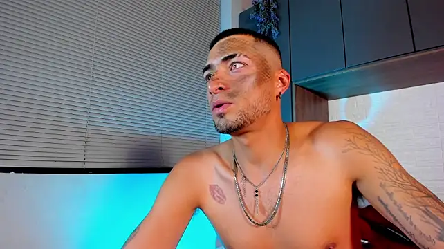 צ'אט XXX בשידור חי של DrakeNeumann