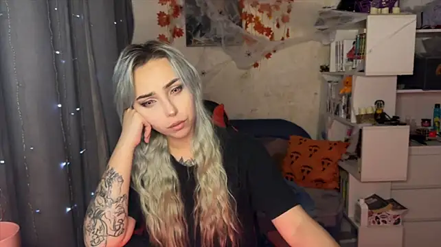 lis_silver Obrolan Langsung XXX