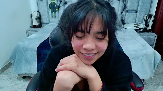 laureentt_ Chat XXX in diretta